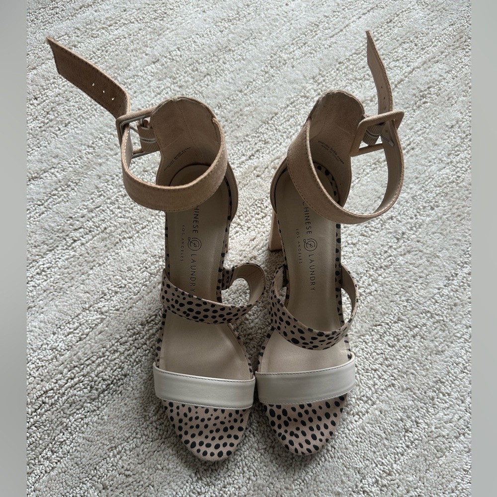 Chinese Laundry Tan and Black Heeled Sandals with Ankle Straps
